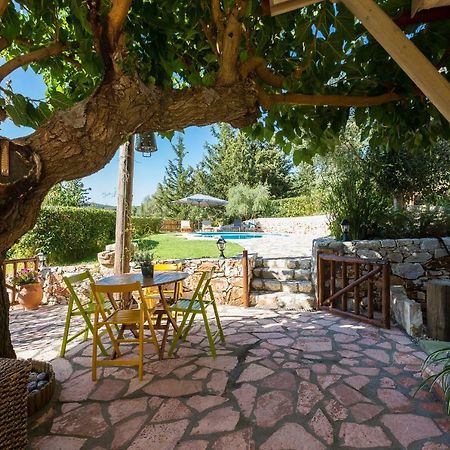 Vrisali Traditional Stone Villa Yerolakkos Bagian luar foto